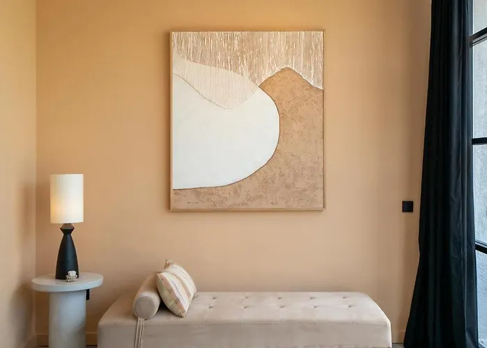 Villa Rouge - Loft Noon